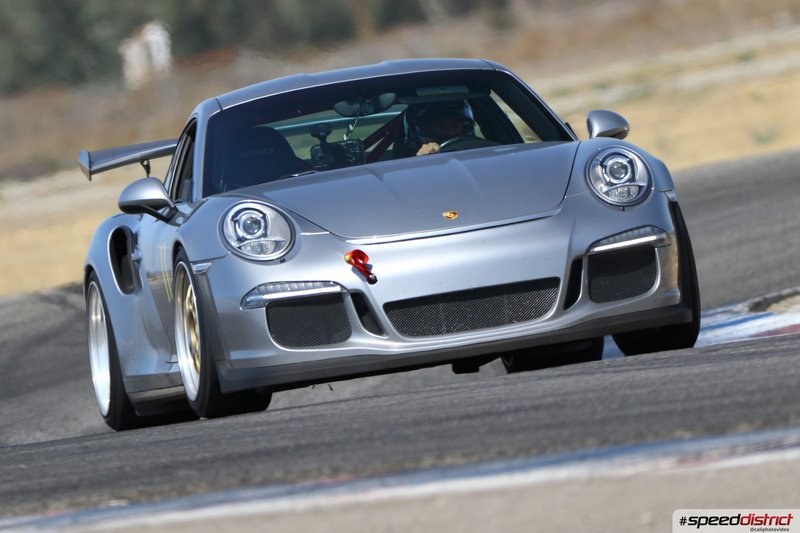 Porsche 911 GT3 RS silver