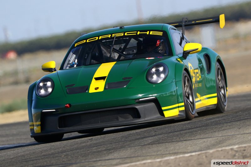 Porsche 911 GT3 RS green