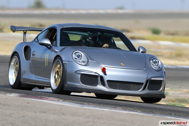 Porsche 911 GT3 RS silver