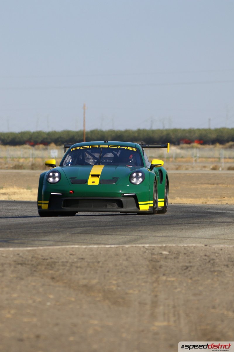 Porsche 911 GT3 Cup green