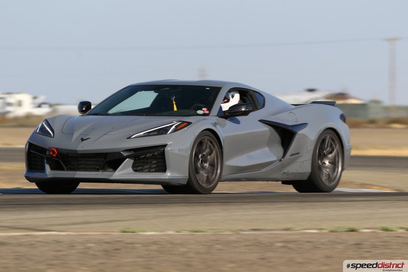 Chevrolet Corvette STI