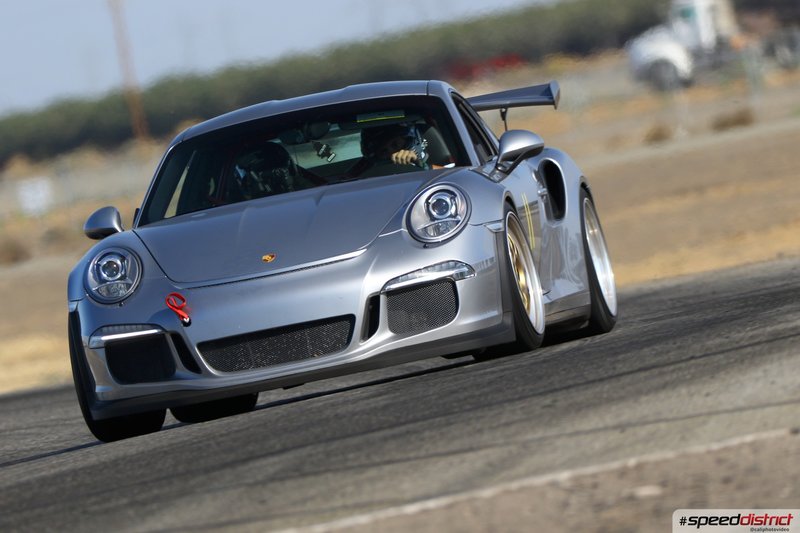 Porsche 911 GT3 RS silver