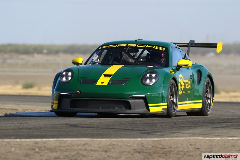 Porsche 911 GT3 RS green