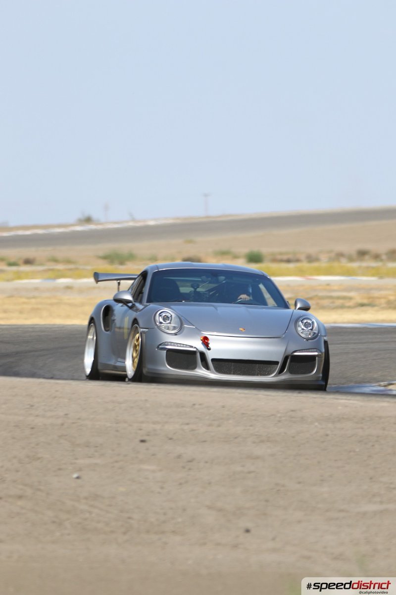 Porsche 911 GT3 RS silver