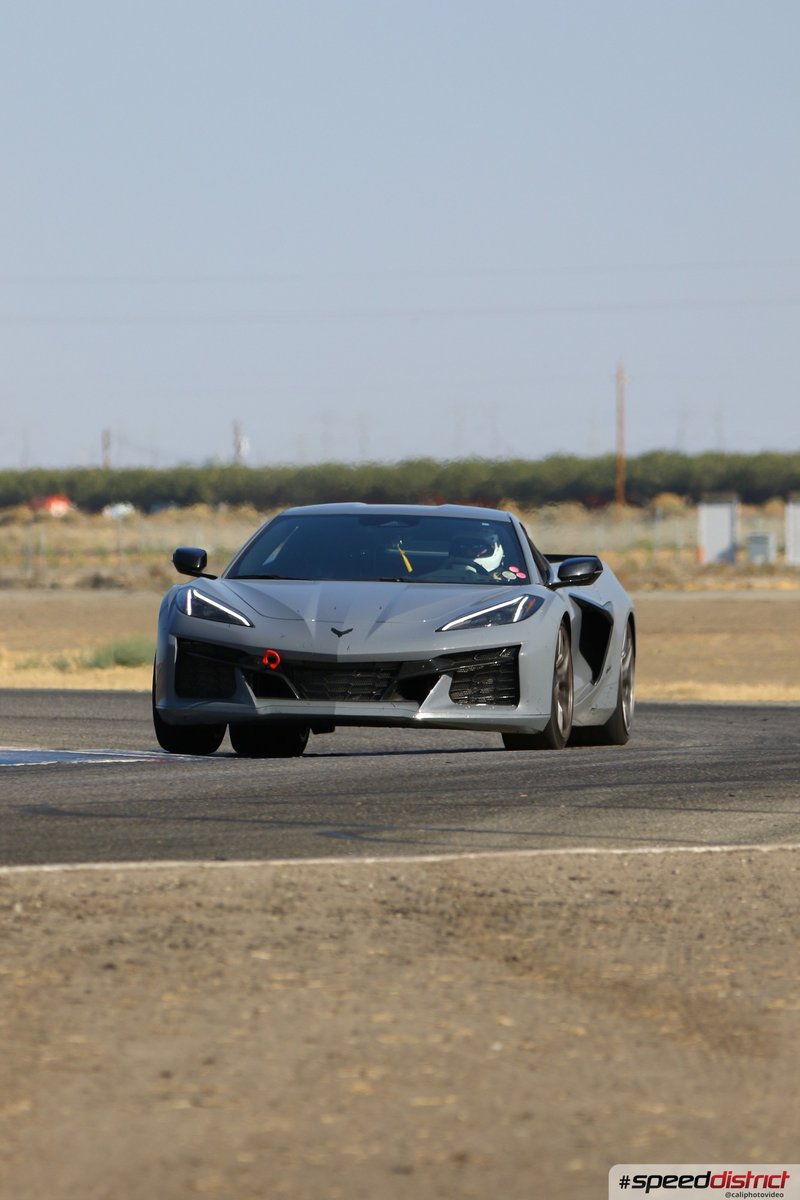 Chevrolet Corvette STI