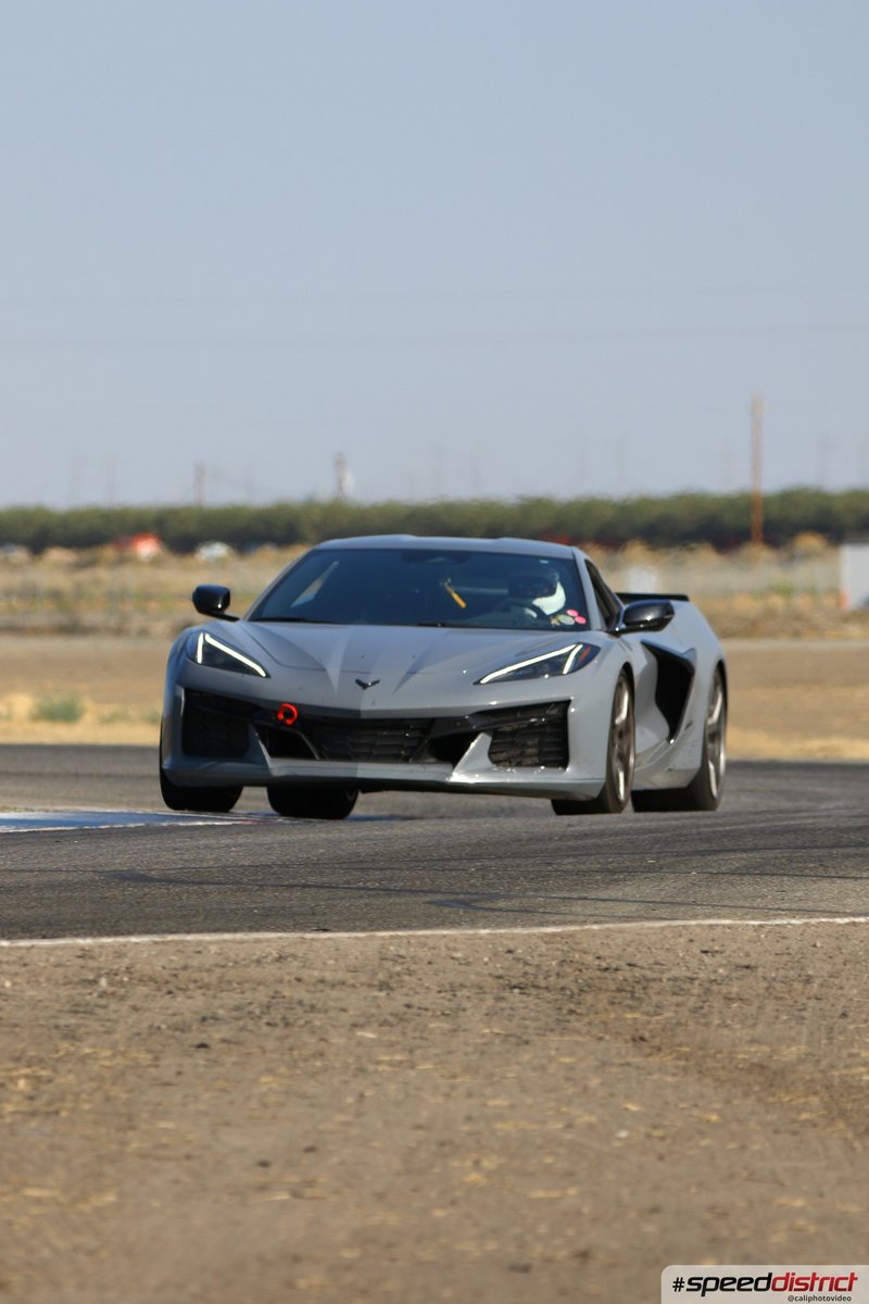 Chevrolet Corvette STI