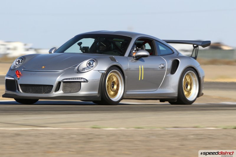 Porsche 911 GT3 RS silver