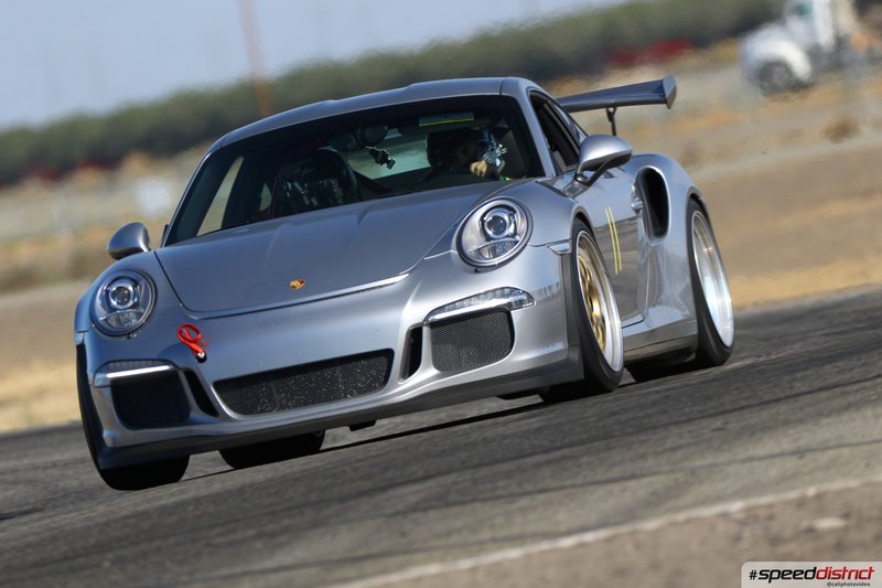 Porsche 911 GT3 RS silver