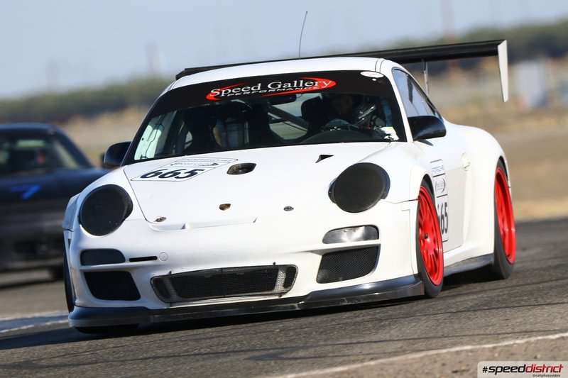Porsche 911 GT3 Cup white
