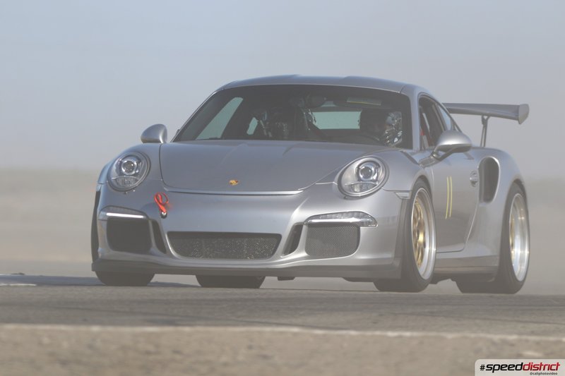 Porsche 911 GT3 RS silver