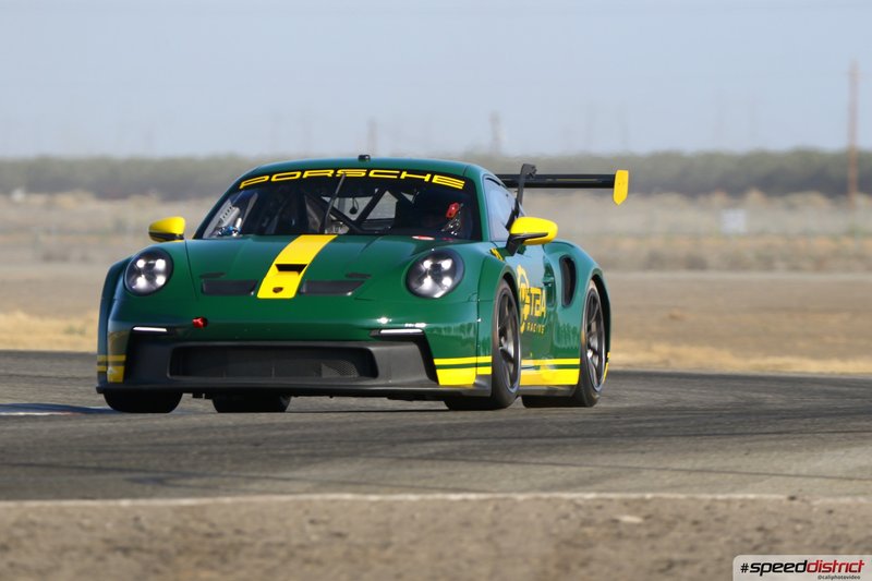 Porsche 911 GT3 Cup green