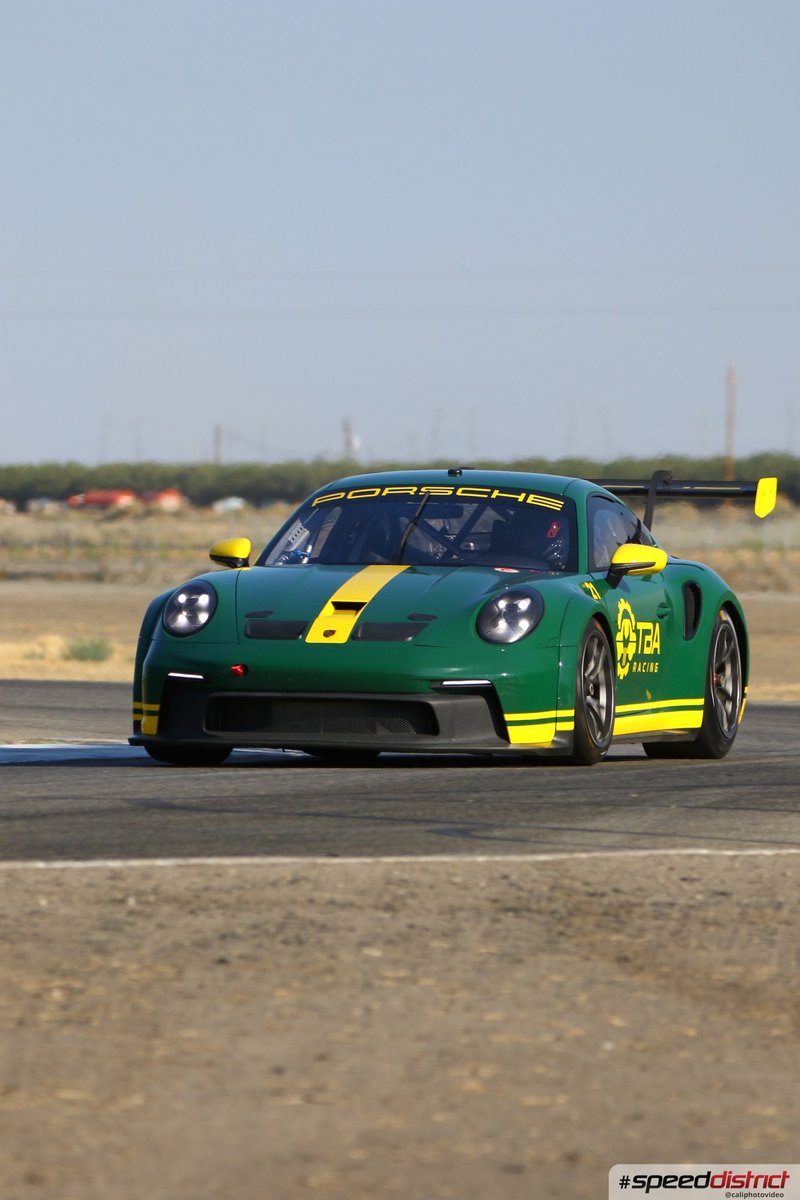 Porsche 911 GT3 Cup green