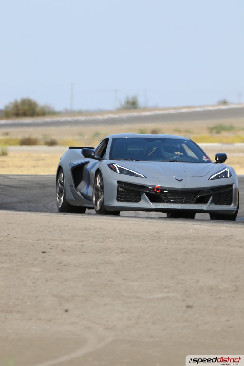 Chevrolet Corvette STI