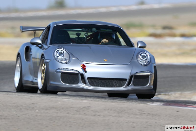 Porsche 911 GT3 RS silver