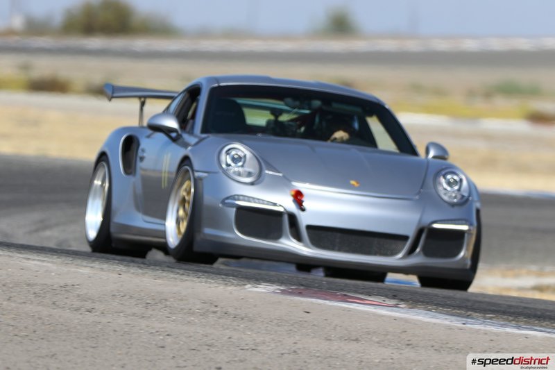 Porsche 911 GT3 RS silver