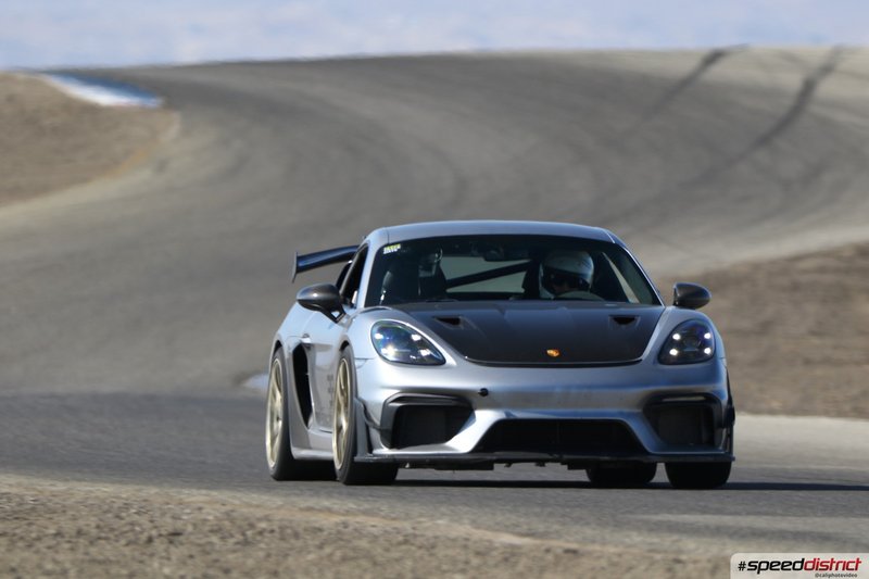 Porsche Cayman GT4