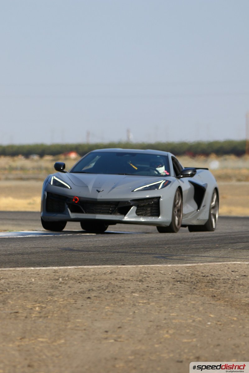 Chevrolet Corvette STI