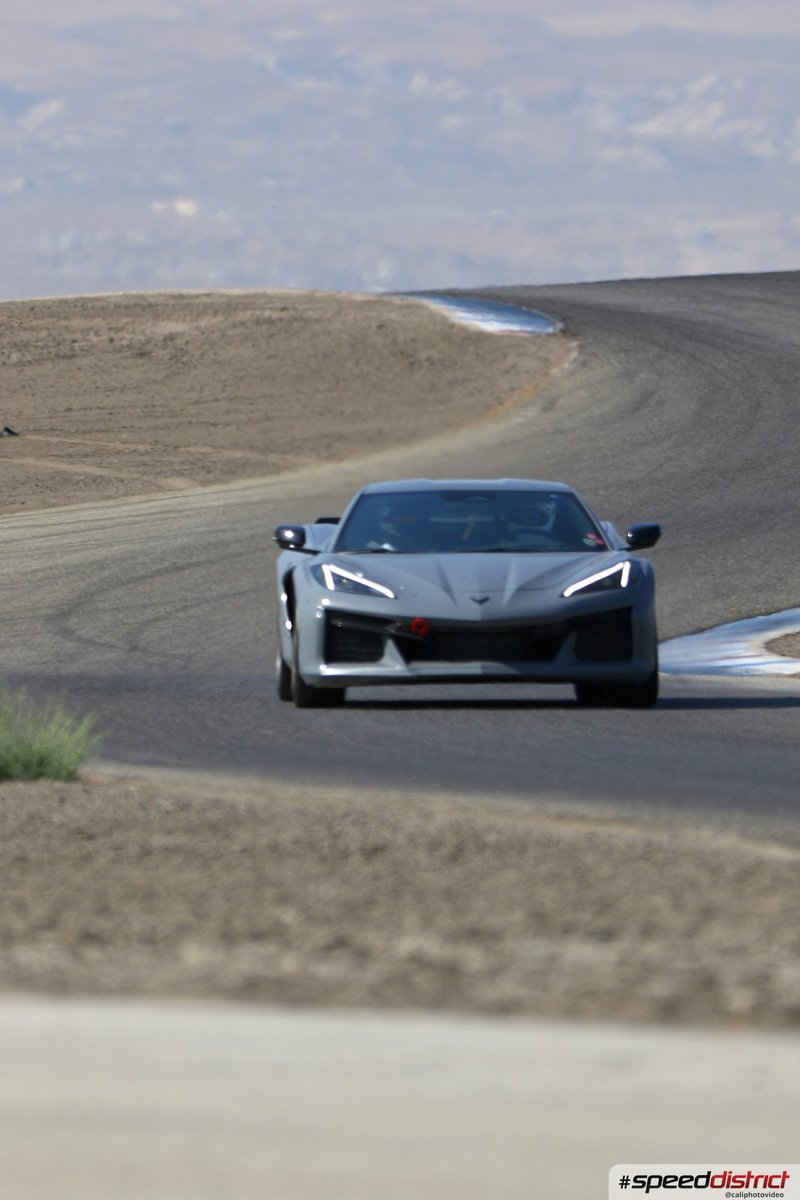 Chevrolet Corvette STI