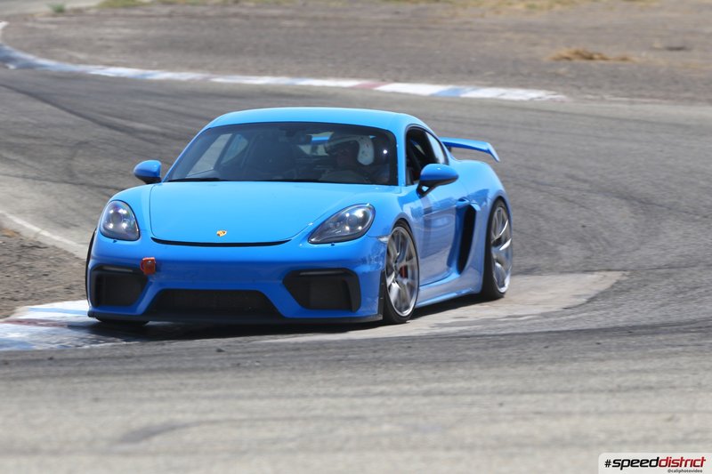 Porsche Cayman GT4