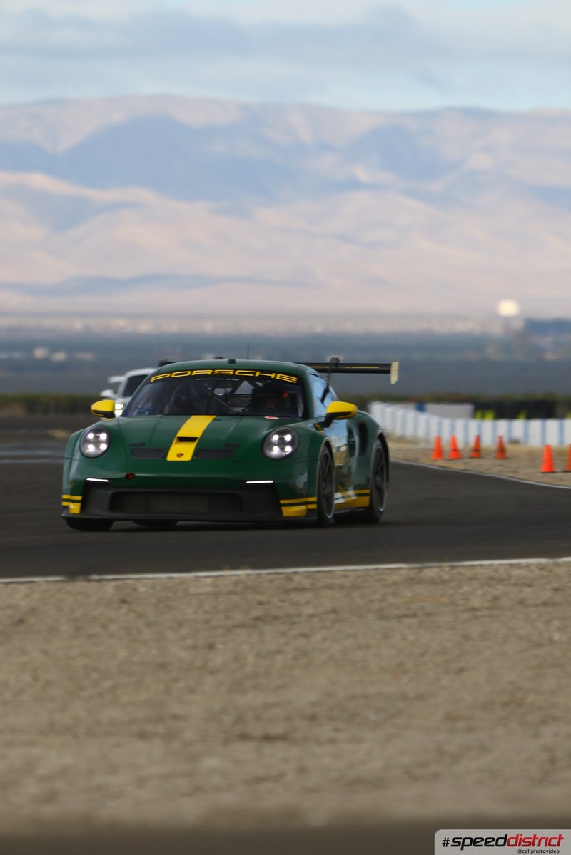 Porsche 911 GT3 Cup green