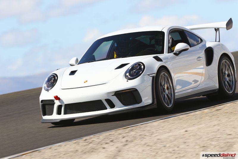 Porsche 911 GT3 RS white