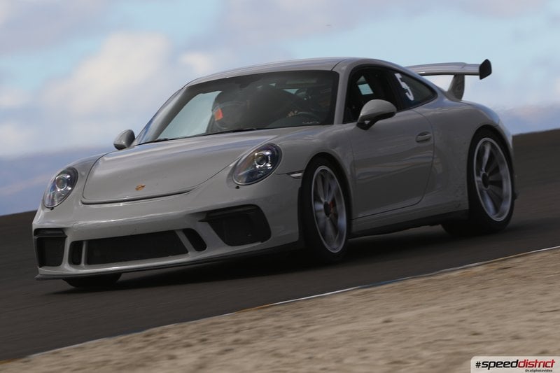 Porsche 911 GT3 chalk
