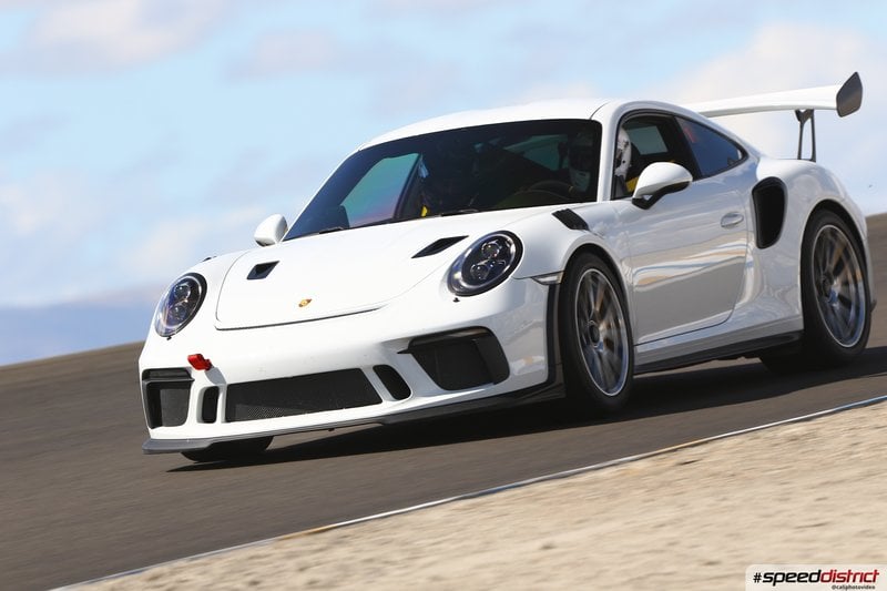 Porsche 911 GT3 RS white