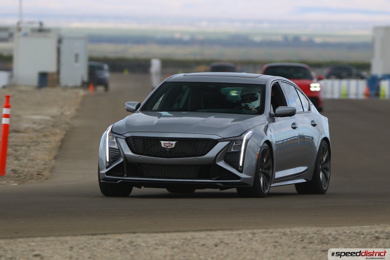 Cadillac CT4-V