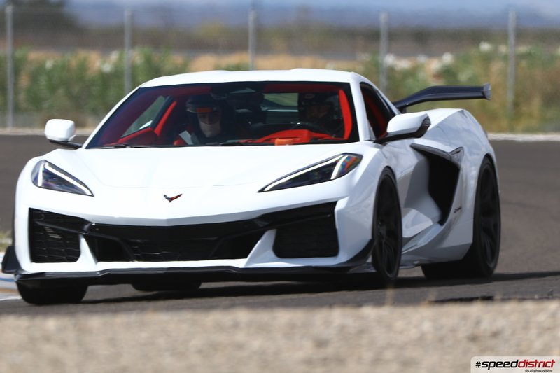 Chevrolet Corvette STI