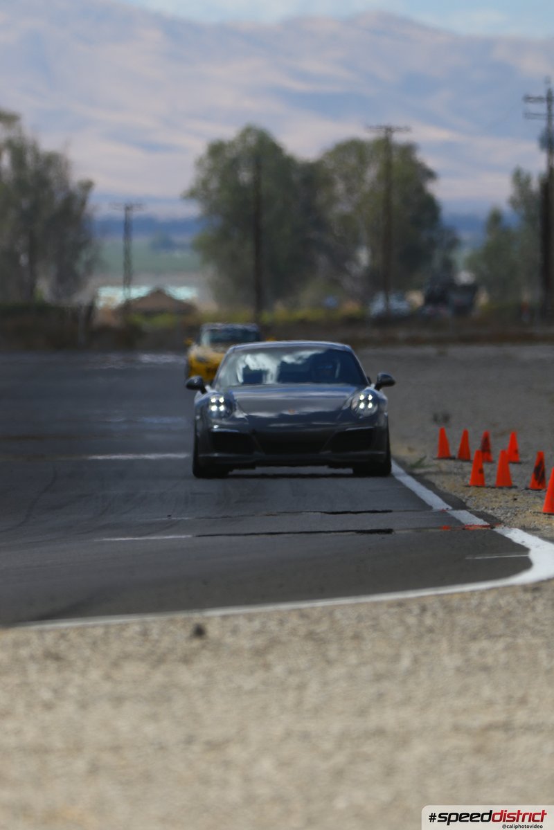 Porsche 911 GT3 gray