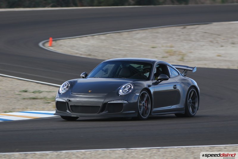 Porsche 911 GT3 gray