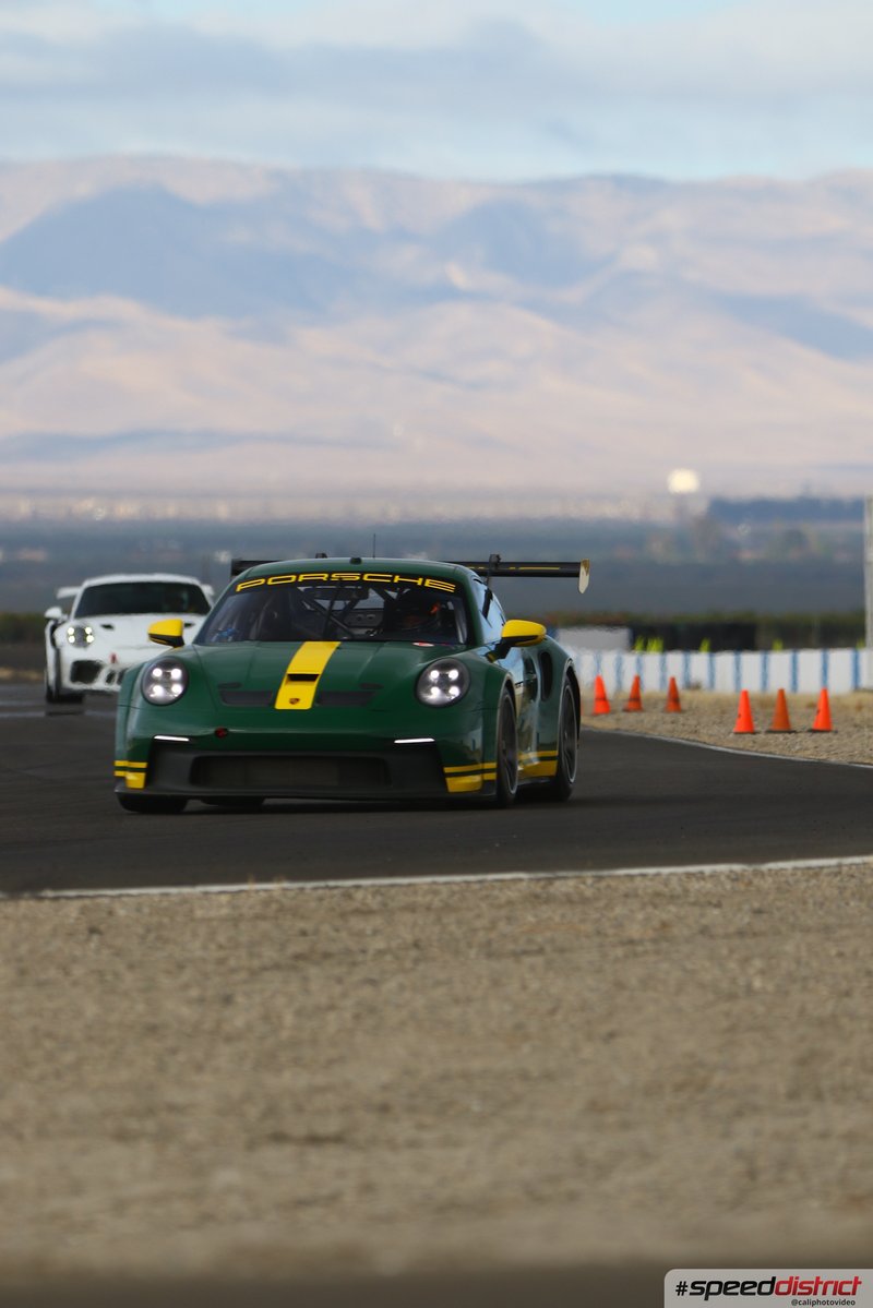 Porsche 911 GT3 Cup green