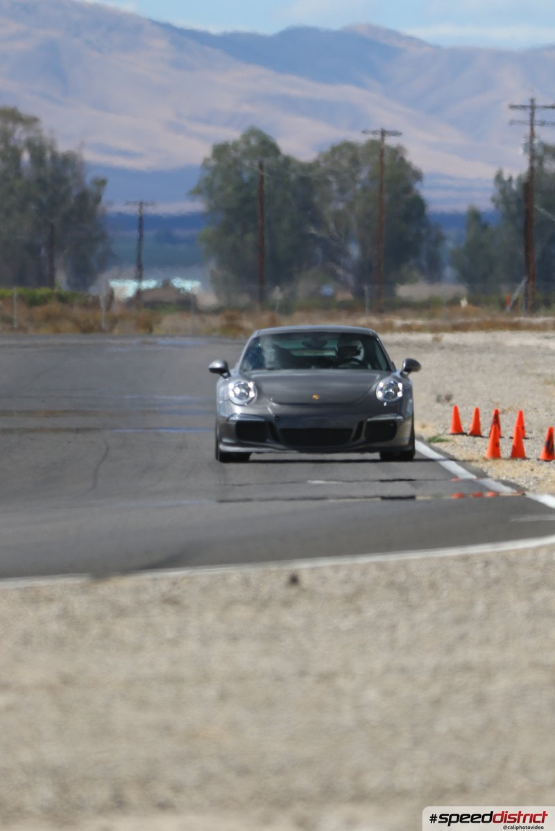 Porsche 911 GT3 gray