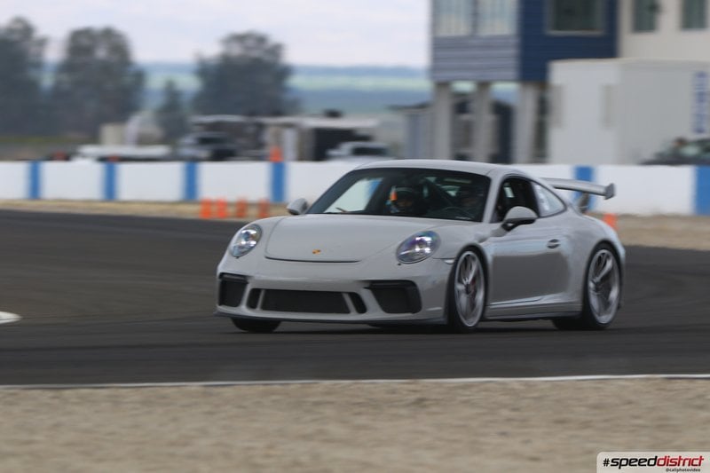 Porsche 911 GT3 chalk
