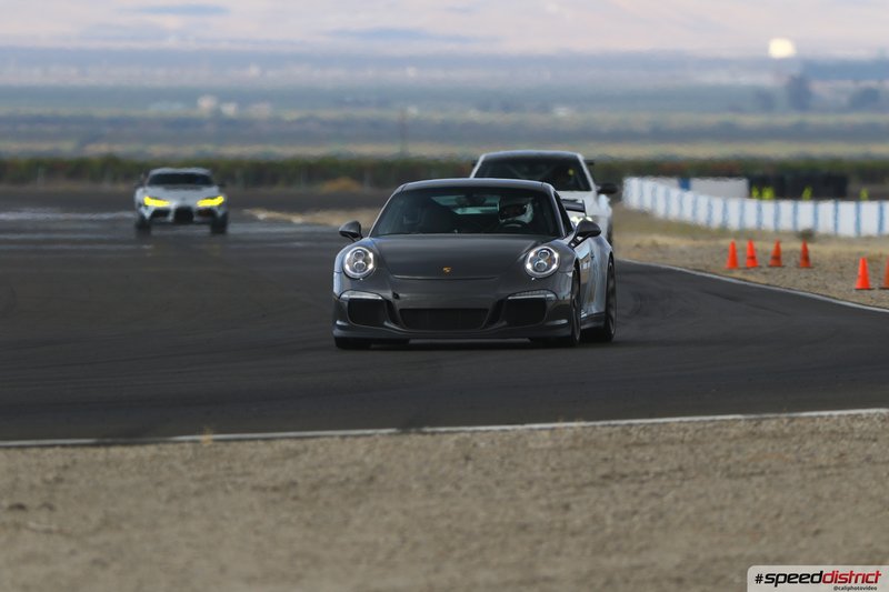 Porsche 911 GT3 gray