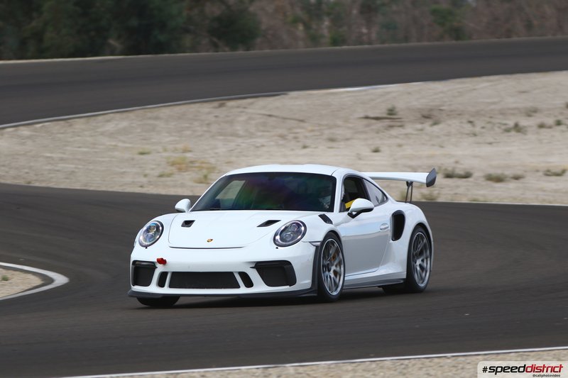 Porsche 911 GT3 RS white