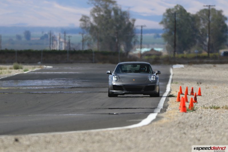 Porsche 911 GT3 gray