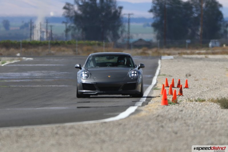 Porsche 911 GT3 gray