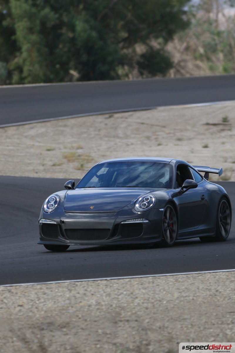 Porsche 911 GT3 gray