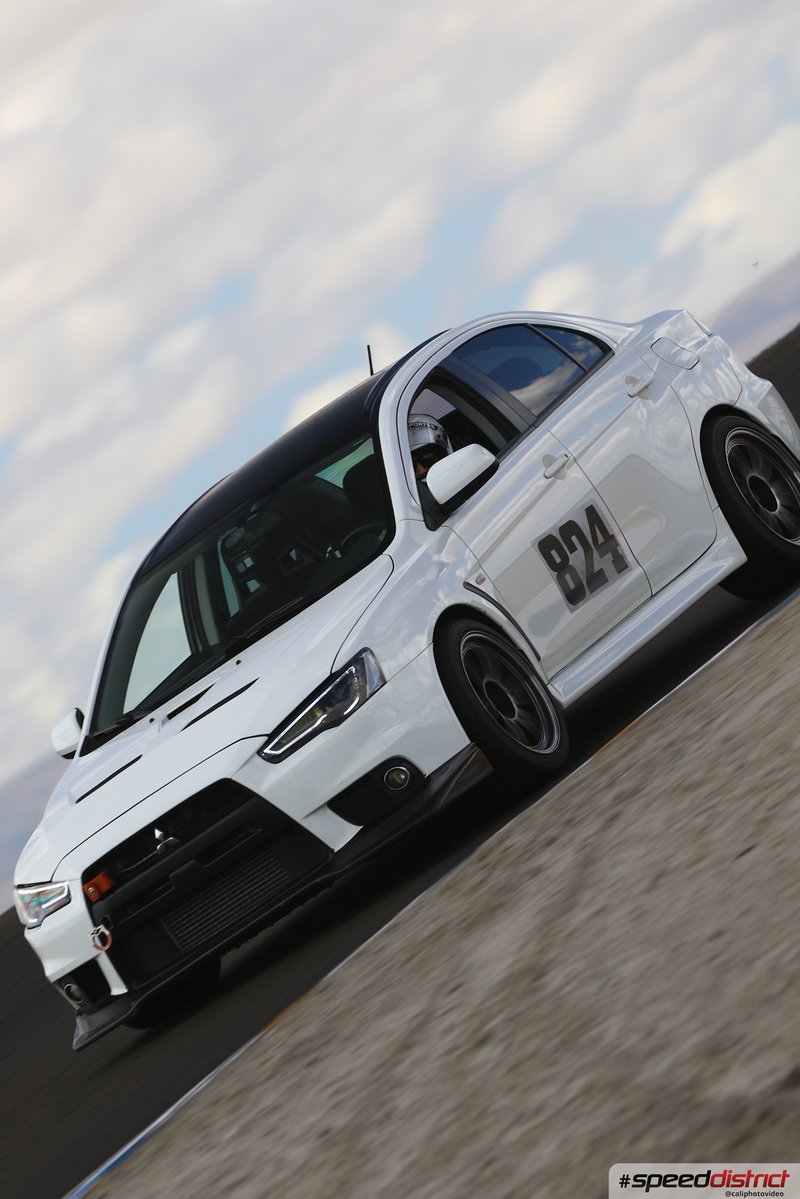 Porsche 911 GT3 RS white