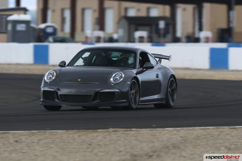 Porsche 911 GT3 gray