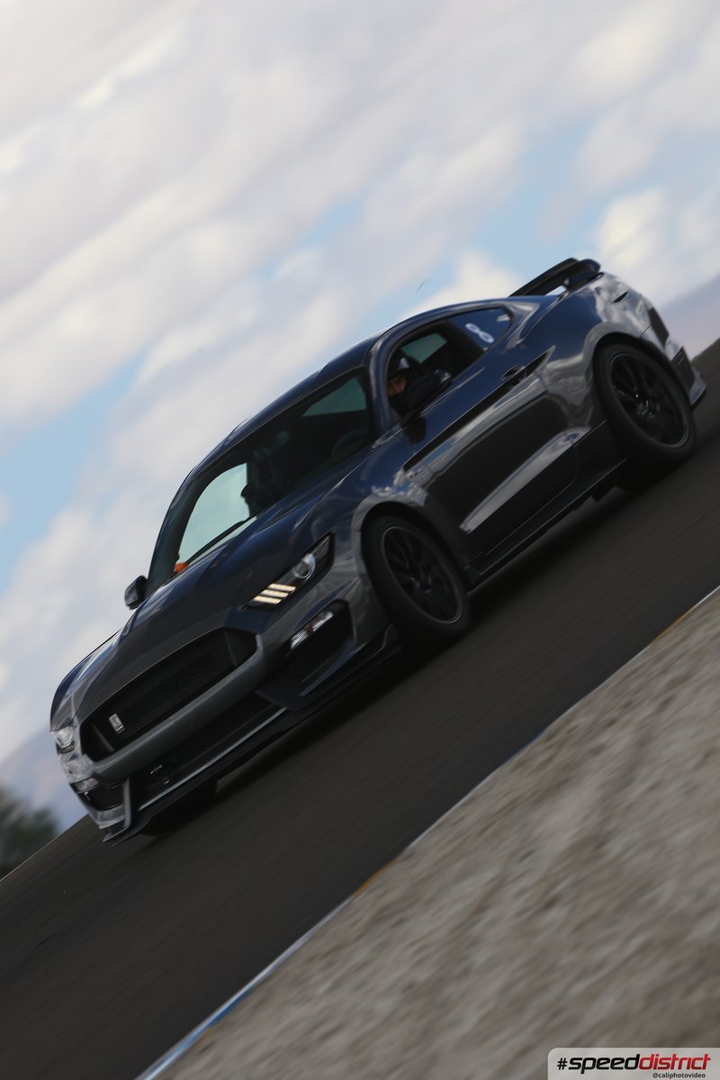 Porsche 911 GT3 blue