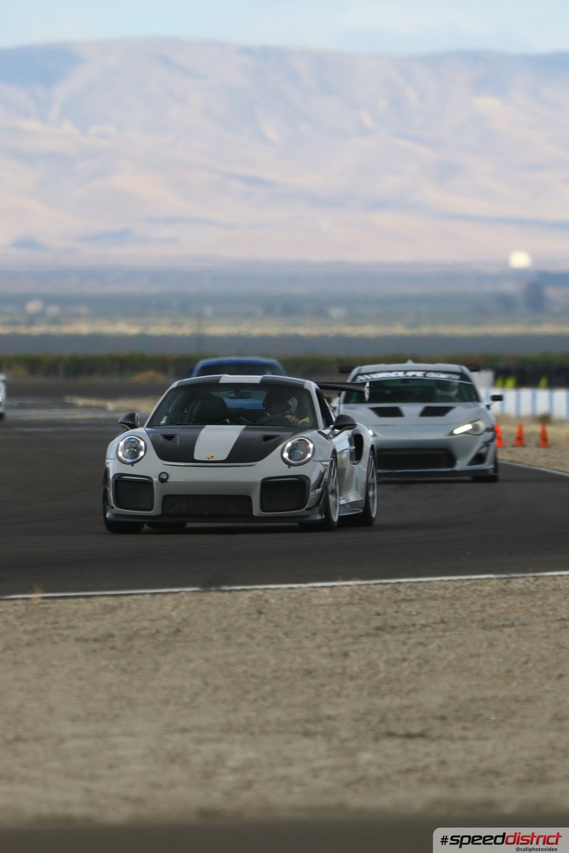Porsche 911 GT2 RS