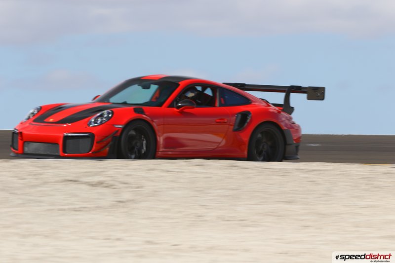 Porsche 911 GT2 RS