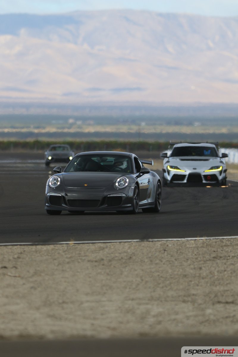 Porsche 911 GT3 gray