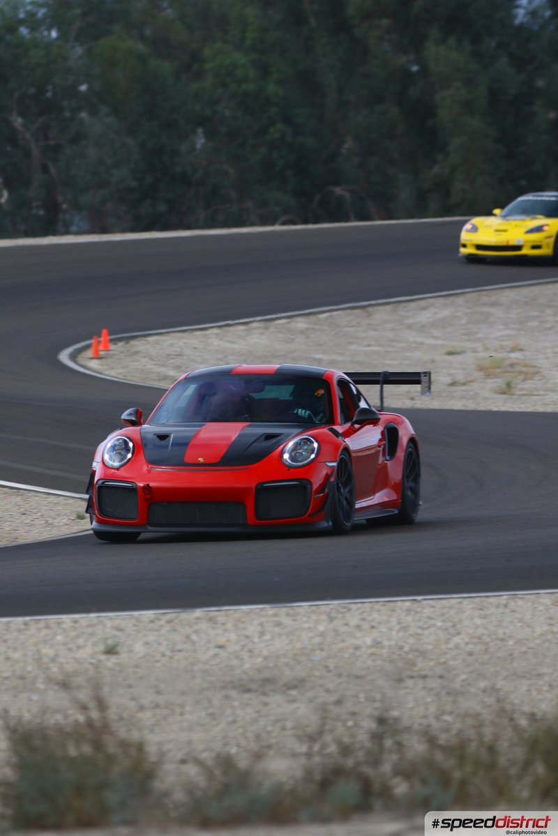 Porsche 911 GT2 RS