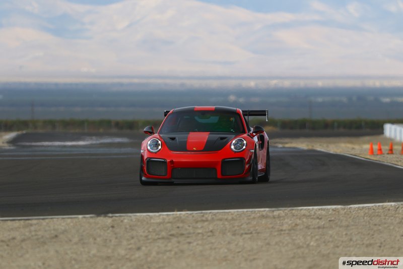 Porsche 911 GT2 RS