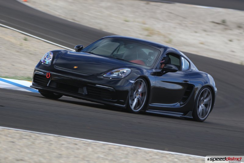 Porsche Cayman GT4