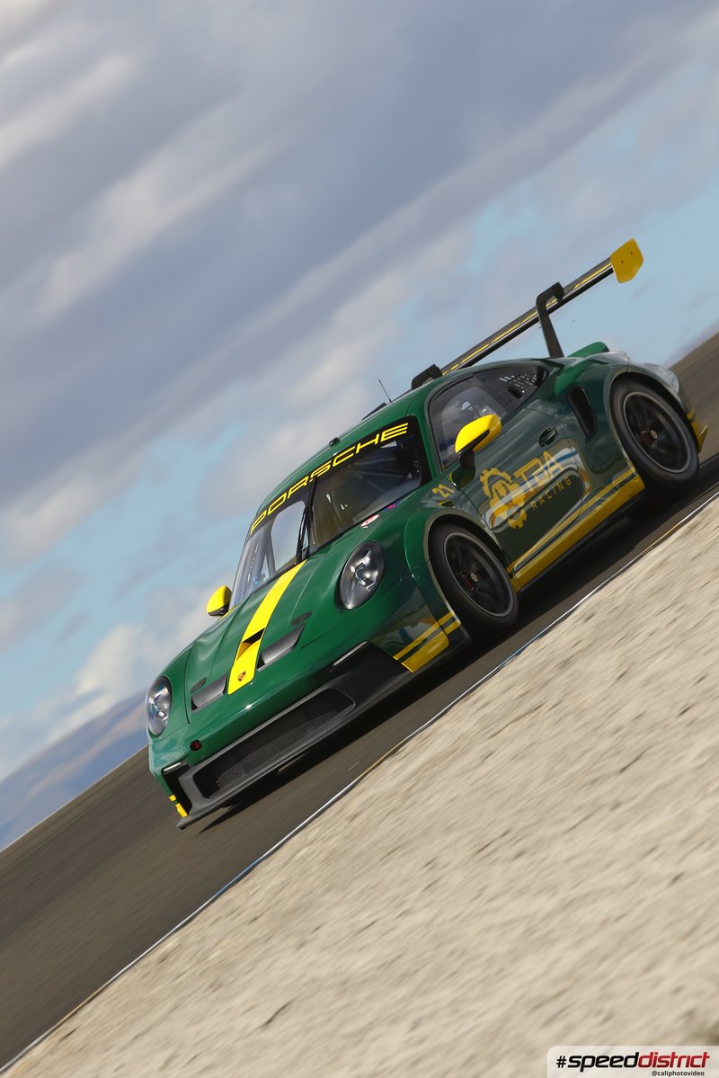 Porsche 911 GT3 Cup green