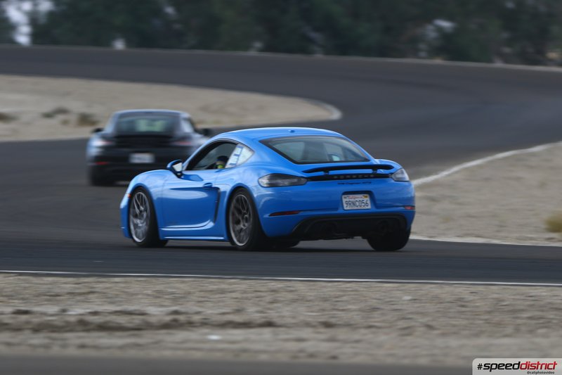 Porsche Cayman GT4